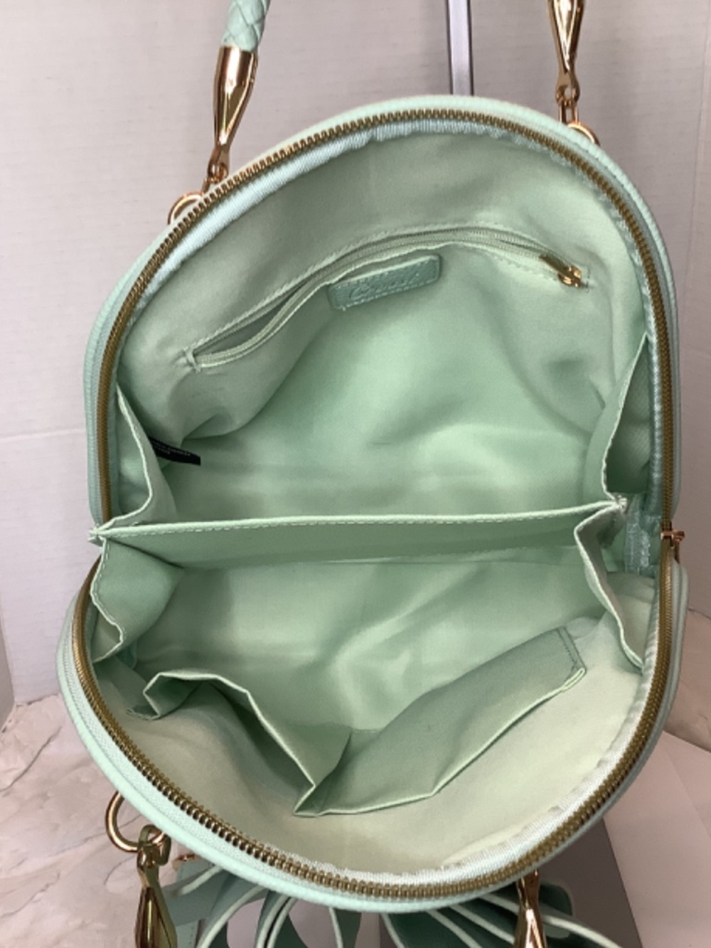 EUC Grossi Green Bow hand crossbody bag - Picture 5 of 14